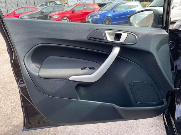 Used Ford Fiesta 2012 for sale - 75095114: Photo 27
