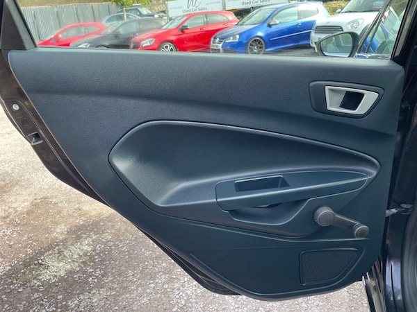 Used Ford Fiesta 2012 for sale - 75095114: Photo 31