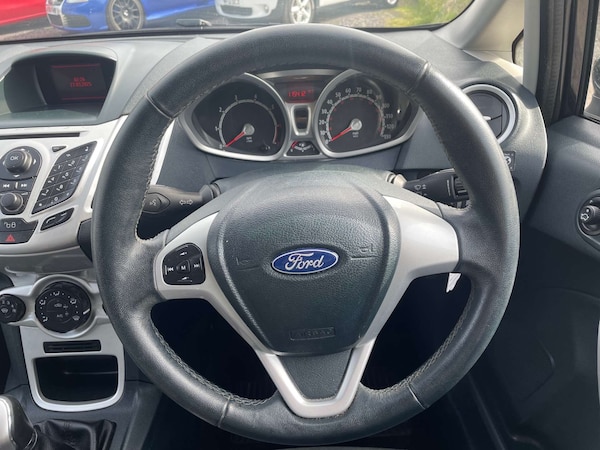 Used Ford Fiesta 2012 for sale - 75095114: Photo 38