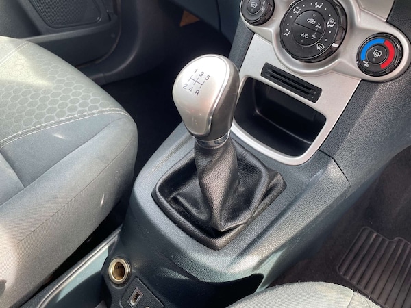 Used Ford Fiesta 2012 for sale - 75095114: Photo 45