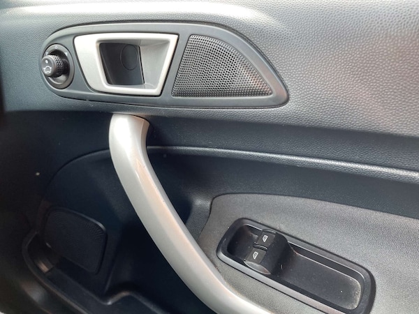 Used Ford Fiesta 2012 for sale - 75095114: Photo 48