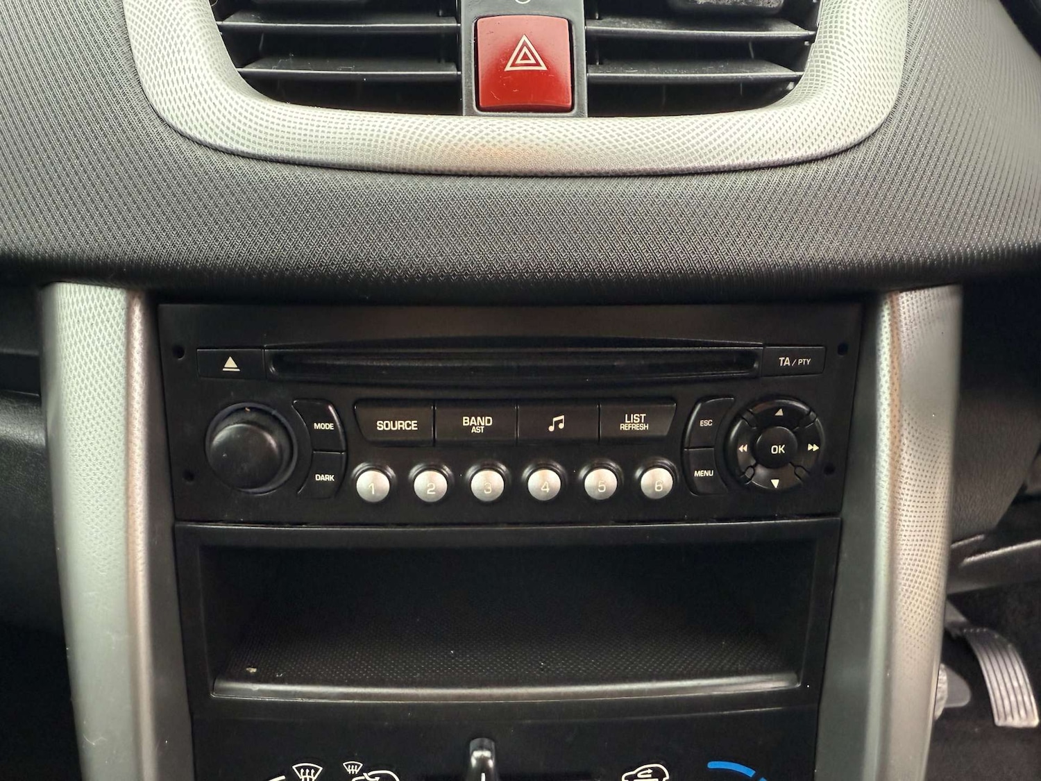 Used Peugeot 207 2008 for sale - 77998507: Photo 41