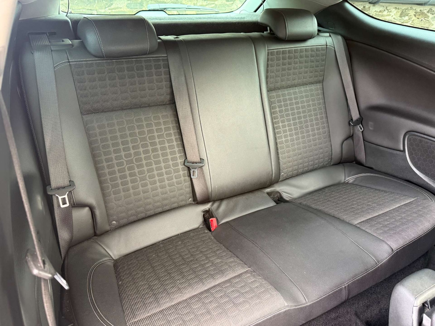 Used Vauxhall Astra GTC 2013 for sale - 77902976: Photo 15