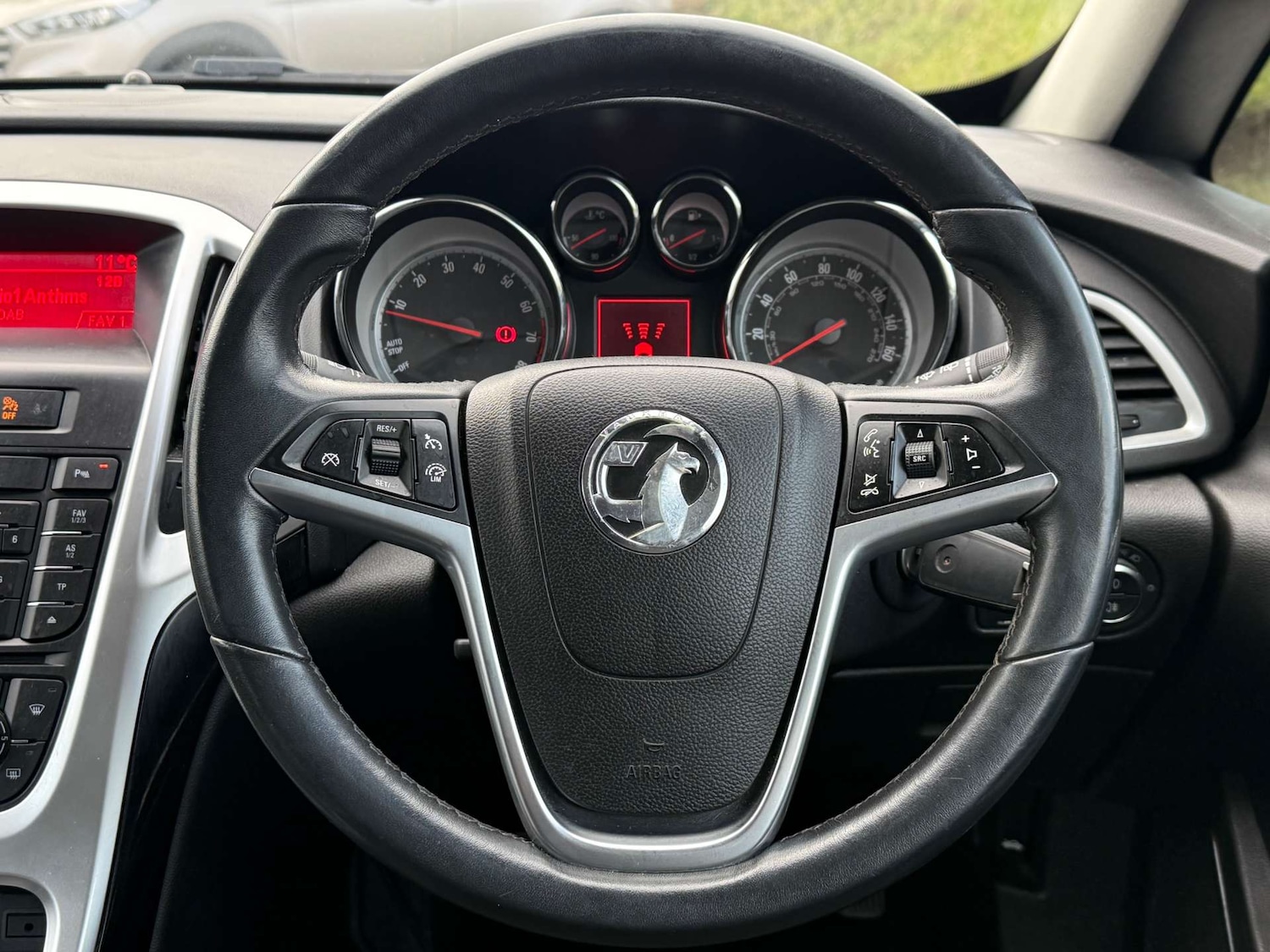 Used Vauxhall Astra GTC 2013 for sale - 77902976: Photo 28