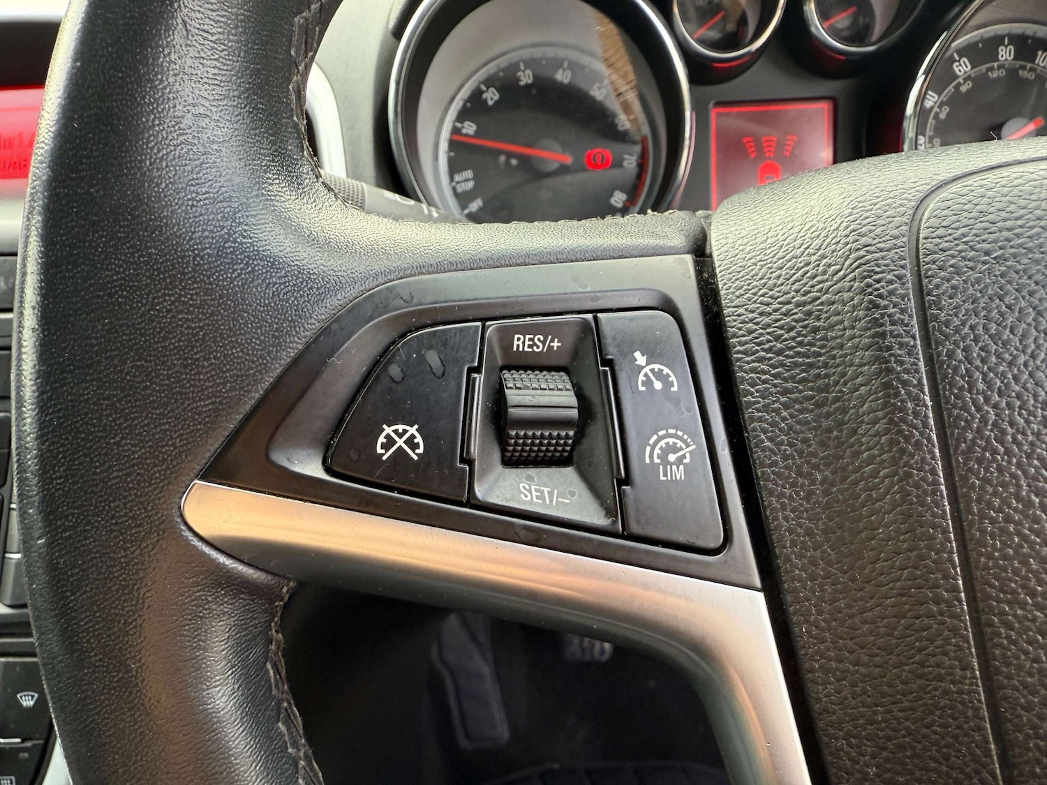 Used Vauxhall Astra GTC 2013 for sale - 77902976: Photo 29