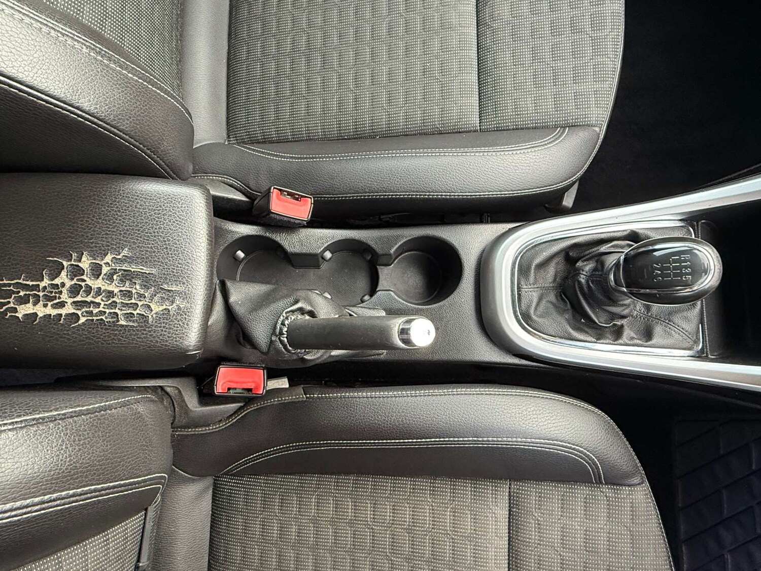 Used Vauxhall Astra GTC 2013 for sale - 77902976: Photo 42