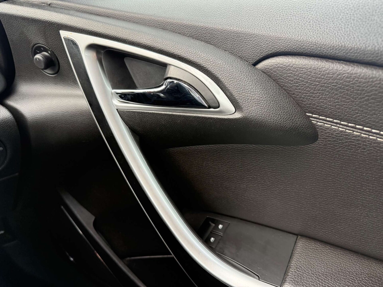 Used Vauxhall Astra GTC 2013 for sale - 77902976: Photo 46