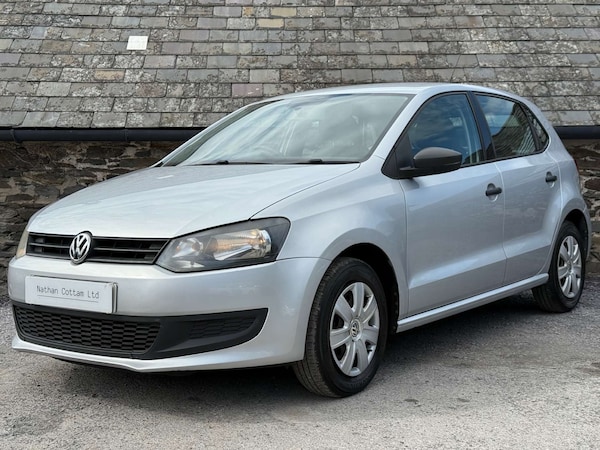 Used Volkswagen Polo 2010 for sale - 75095122: Photo 2