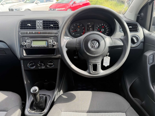 Used Volkswagen Polo 2010 for sale - 75095122: Photo 33