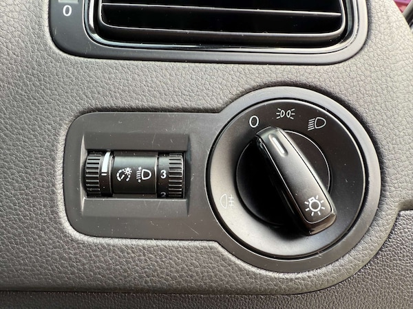 Used Volkswagen Polo 2010 for sale - 75095122: Photo 48