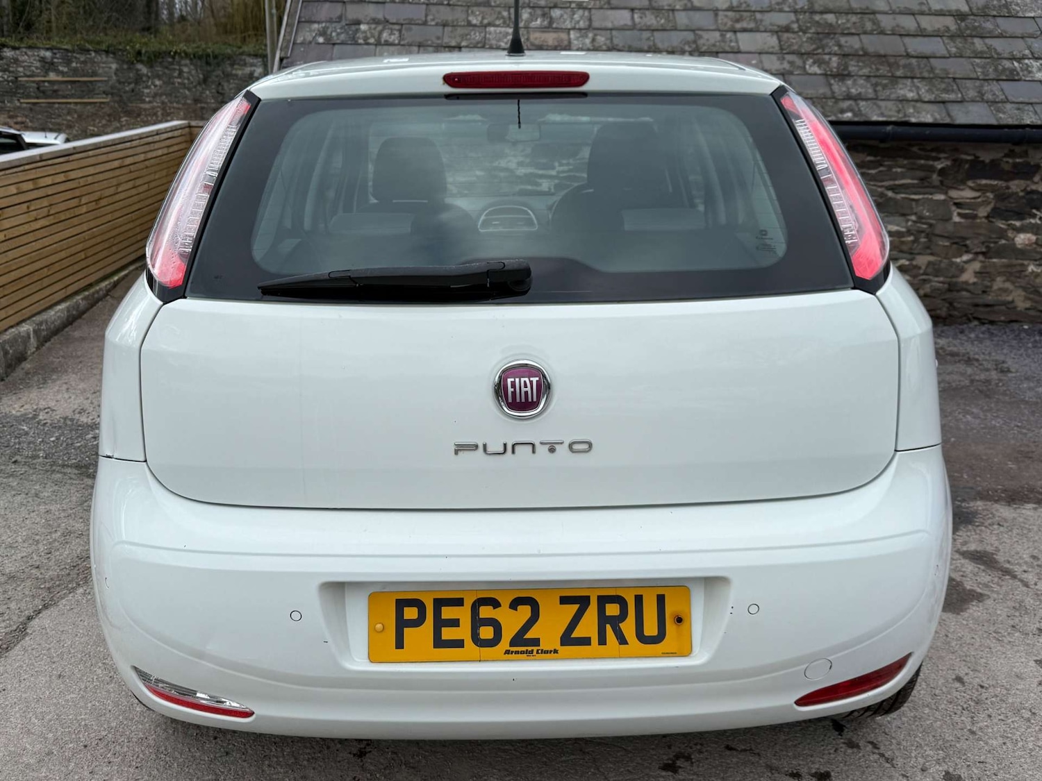 Used Fiat Punto 2012 for sale - 77792540: Photo 11
