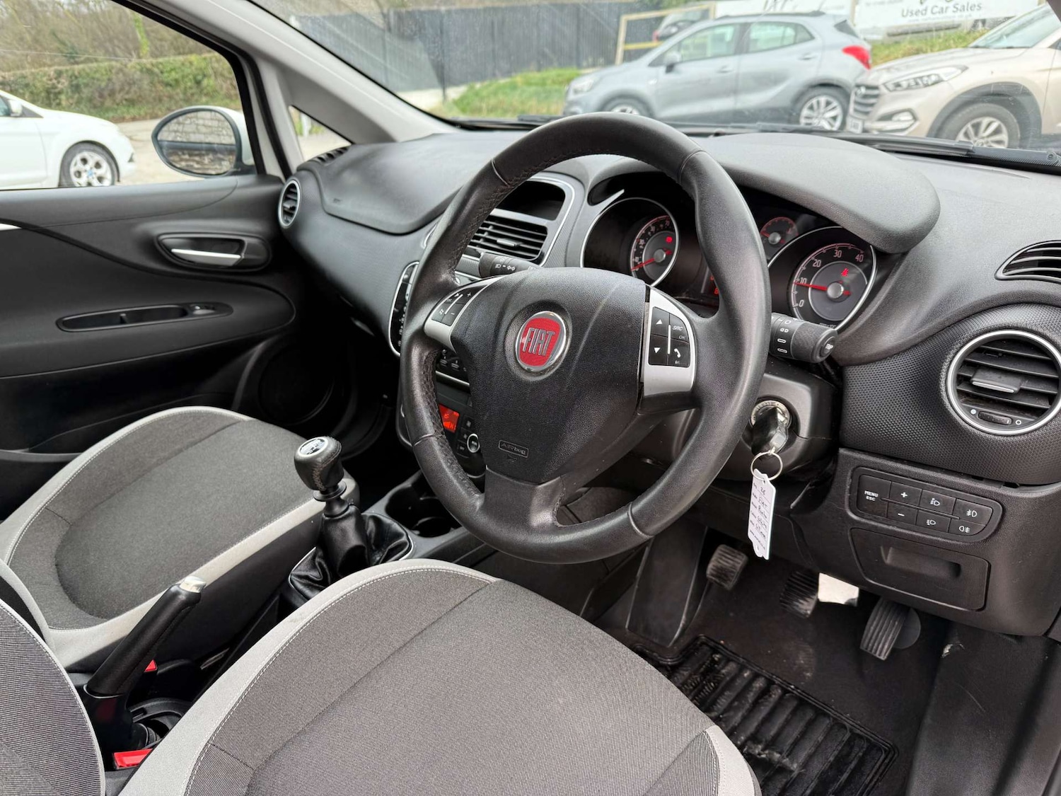 Used Fiat Punto 2012 for sale - 77792540: Photo 12