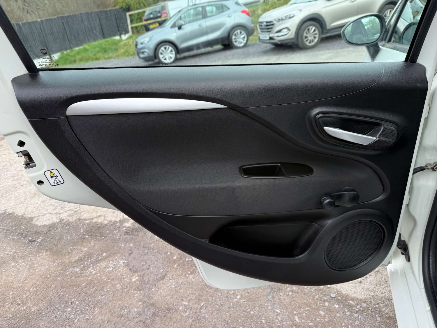 Used Fiat Punto 2012 for sale - 77792540: Photo 27