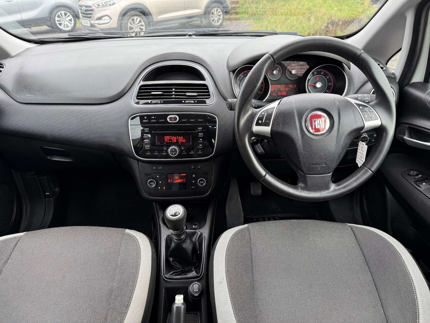 Used Fiat Punto 2012 for sale - 77792540: Photo 31