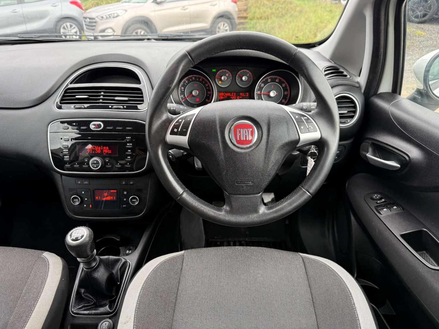 Used Fiat Punto 2012 for sale - 77792540: Photo 33