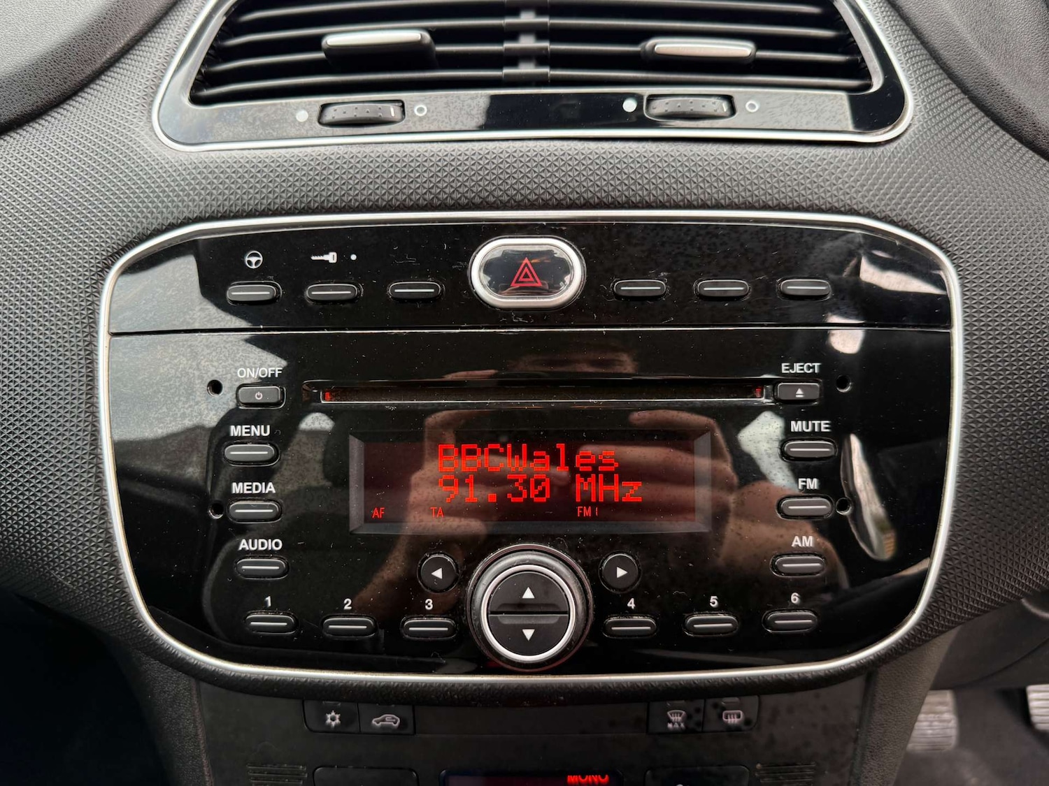 Used Fiat Punto 2012 for sale - 77792540: Photo 42