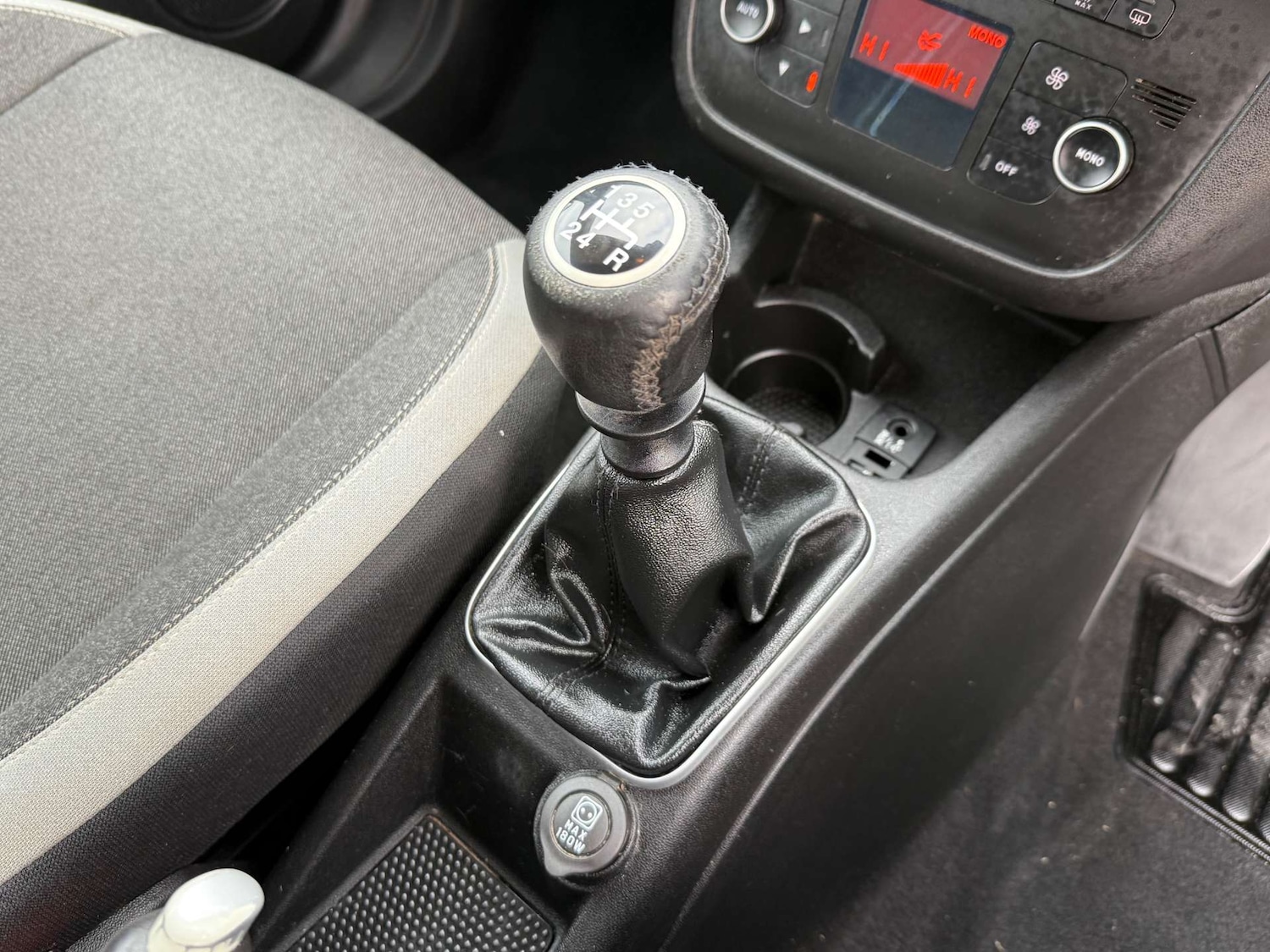 Used Fiat Punto 2012 for sale - 77792540: Photo 44