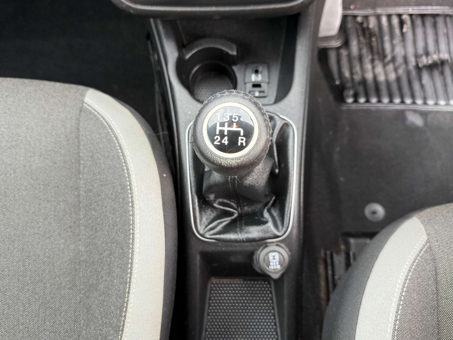 Used Fiat Punto 2012 for sale - 77792540: Photo 45