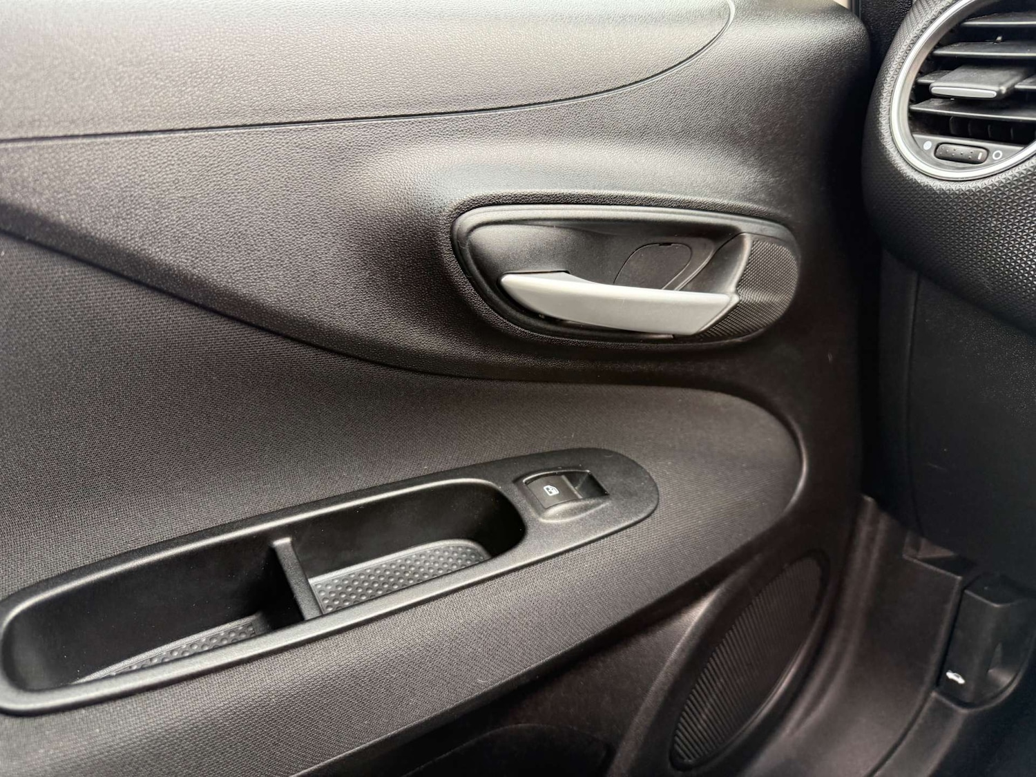 Used Fiat Punto 2012 for sale - 77792540: Photo 49