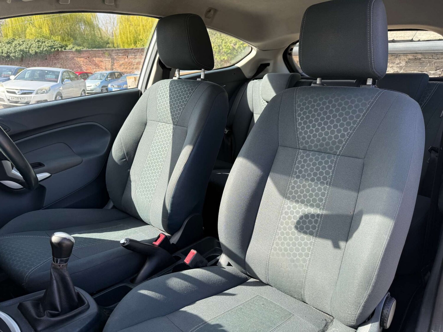 Used Ford Fiesta 2011 for sale - 78066705: Photo 18