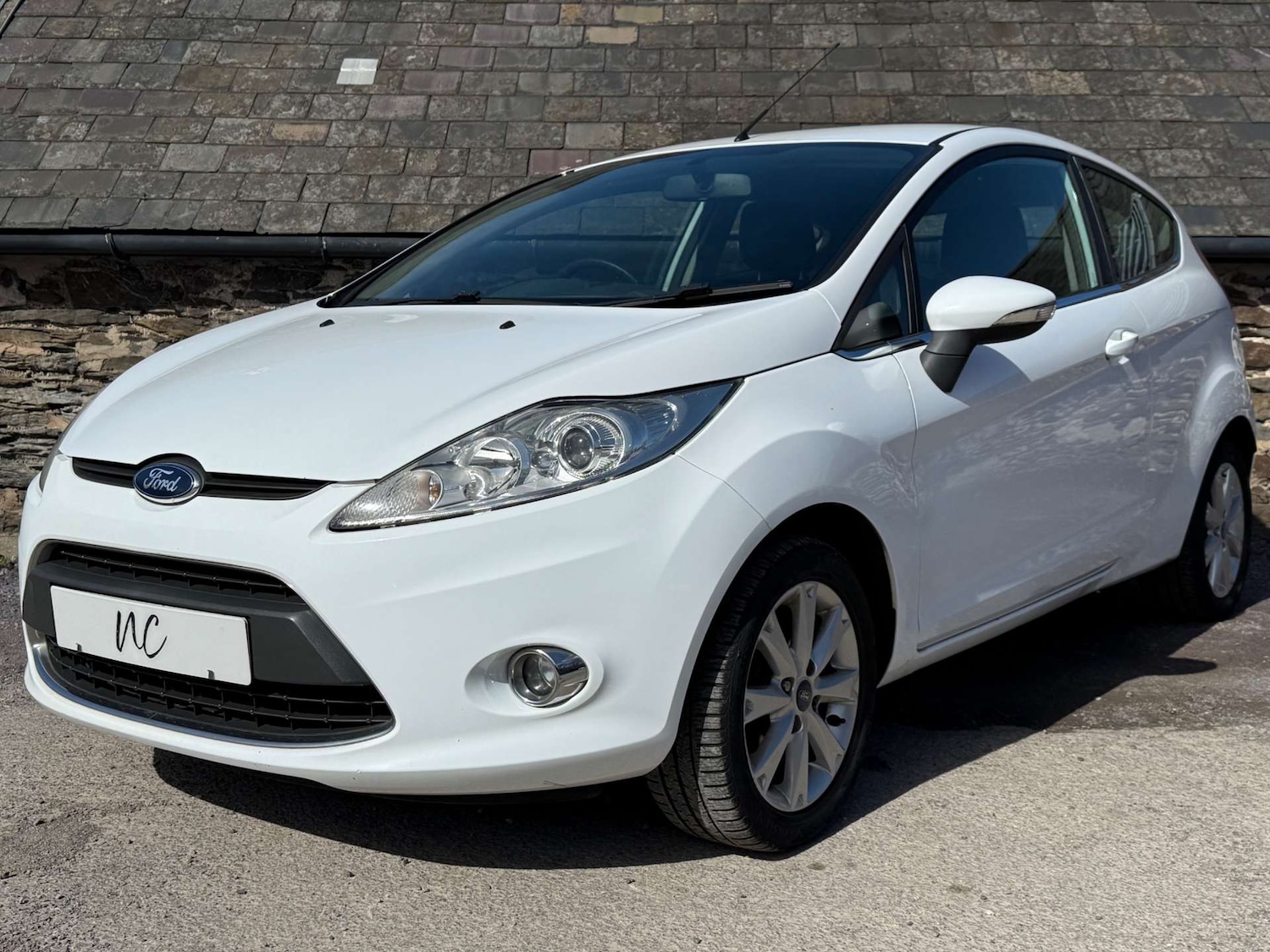 Used Ford Fiesta 2011 for sale - 78066705: Photo 2