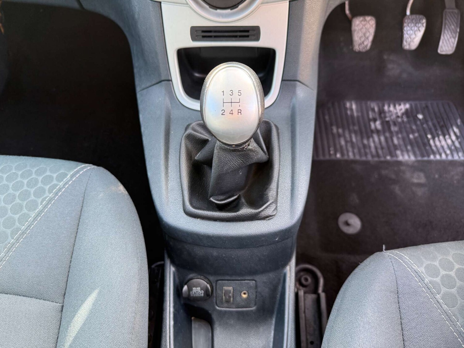 Used Ford Fiesta 2011 for sale - 78066705: Photo 38