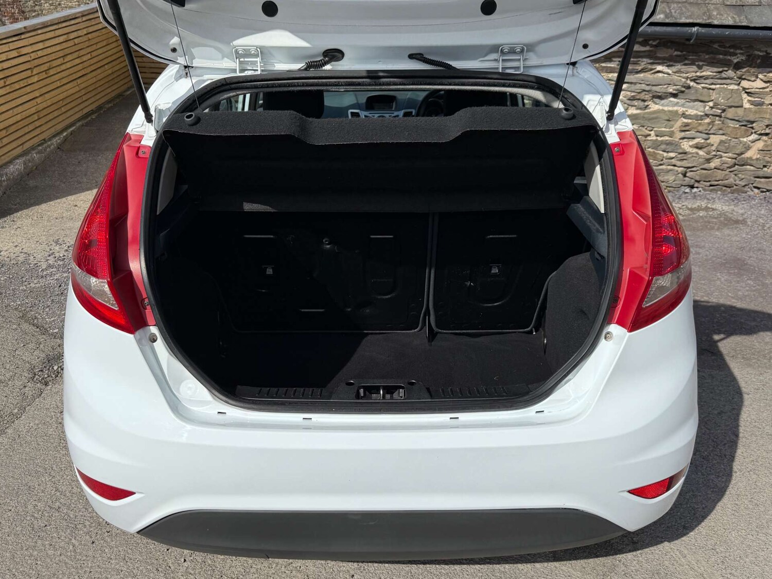 Used Ford Fiesta 2011 for sale - 78066705: Photo 44