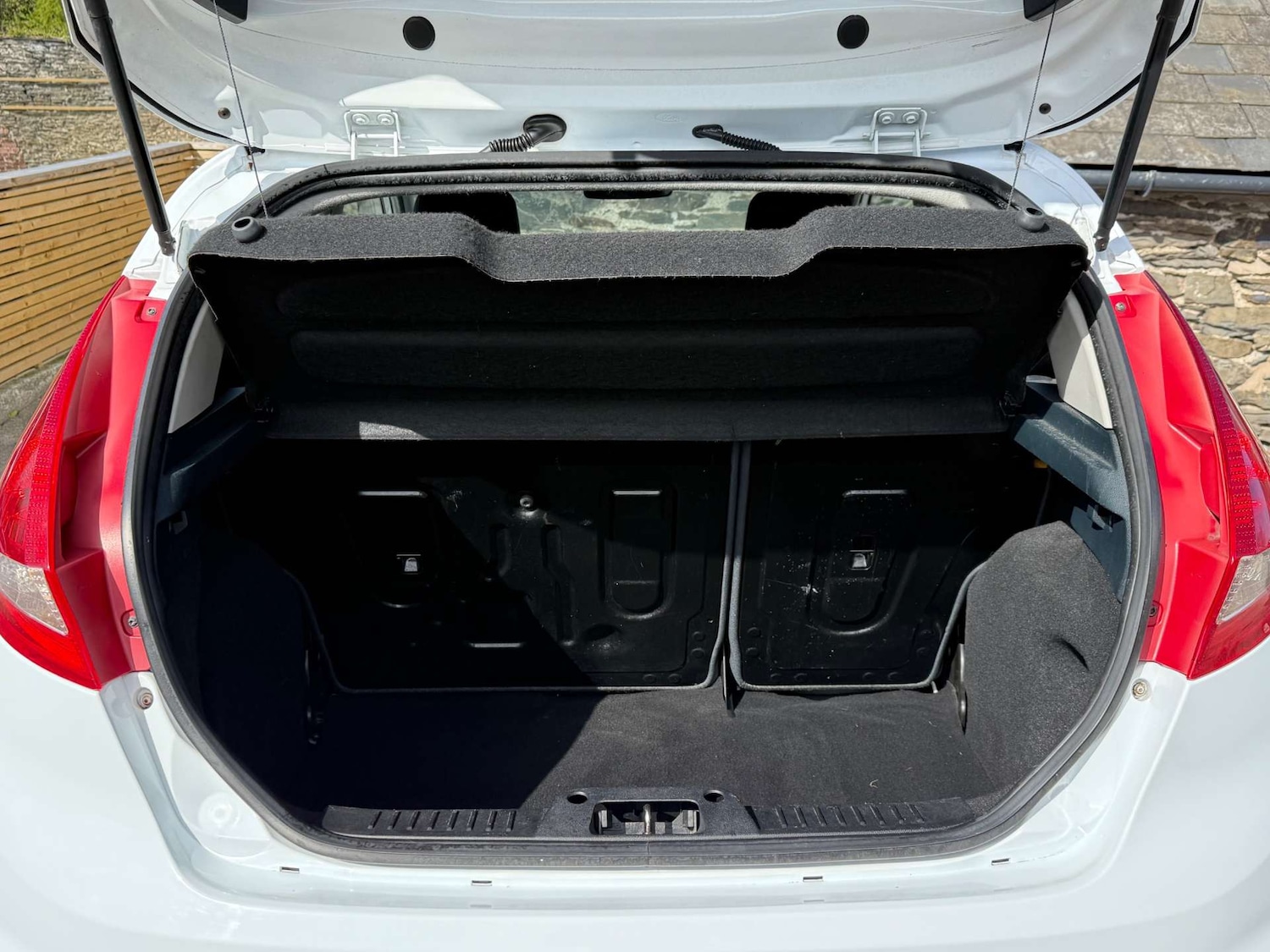 Used Ford Fiesta 2011 for sale - 78066705: Photo 45