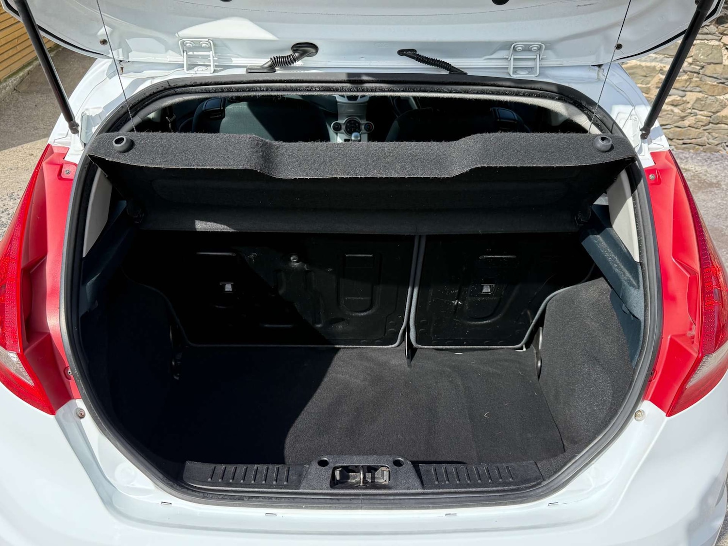 Used Ford Fiesta 2011 for sale - 78066705: Photo 46