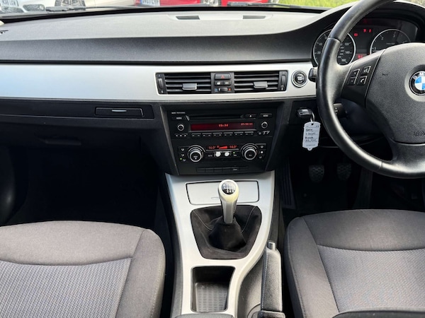 Used BMW 3 Series 2010 for sale - 76278282: Photo 44