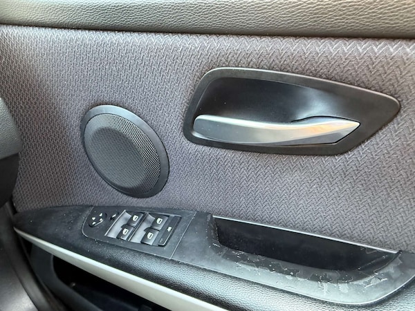 Used BMW 3 Series 2010 for sale - 76278282: Photo 52