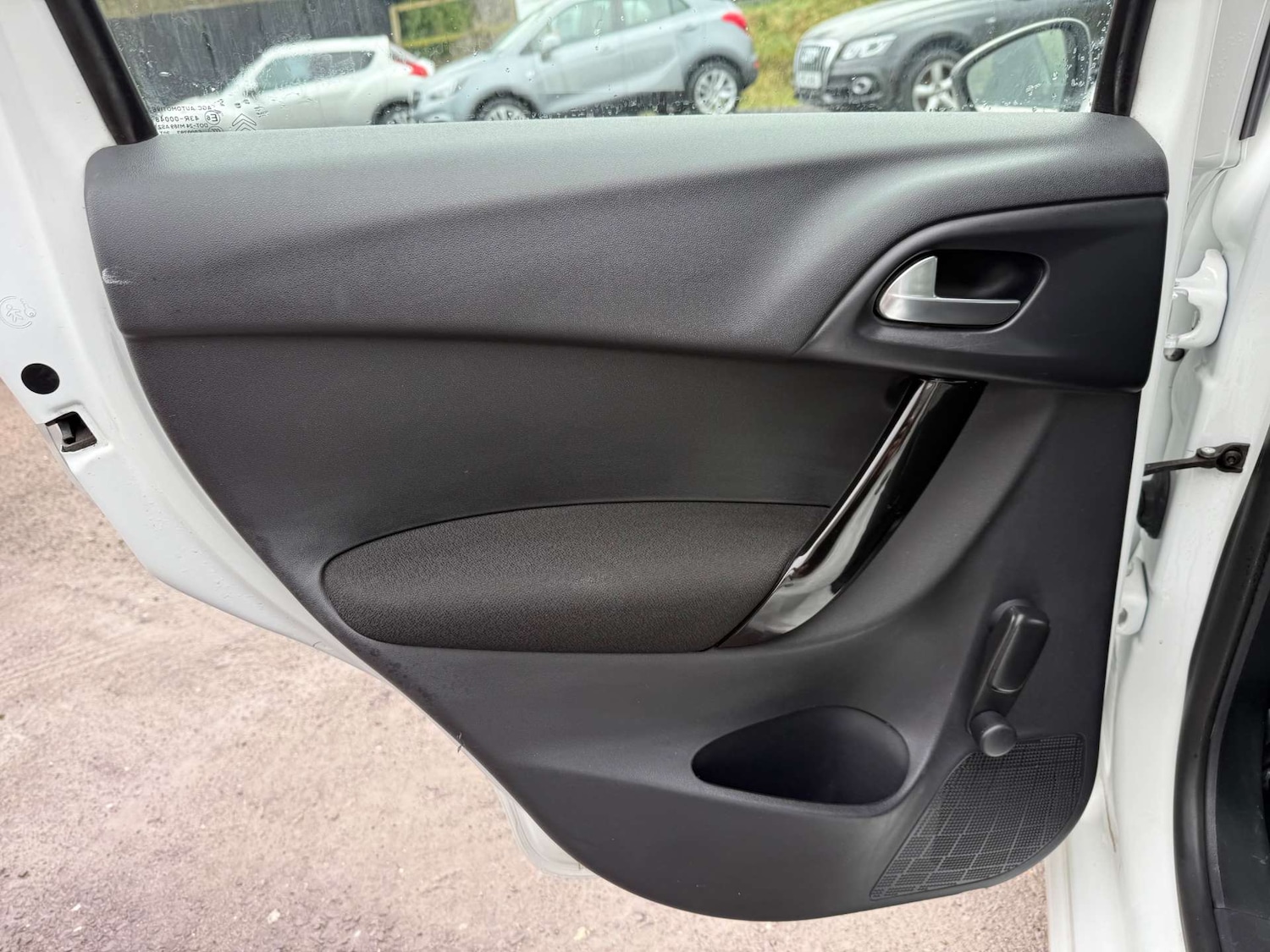 Used Citroen C3 2013 for sale - 77715623: Photo 27