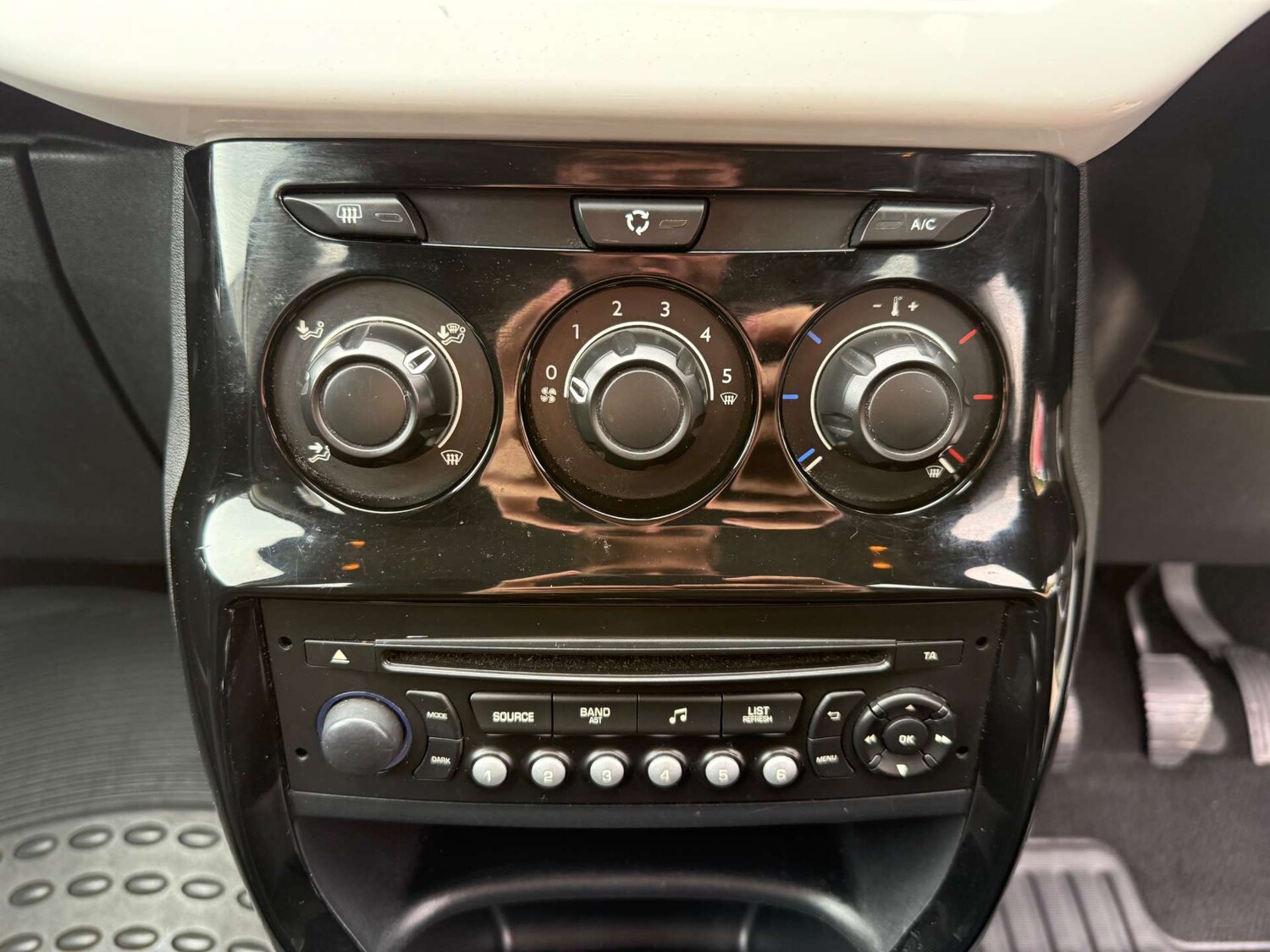 Used Citroen C3 2013 for sale - 77715623: Photo 41