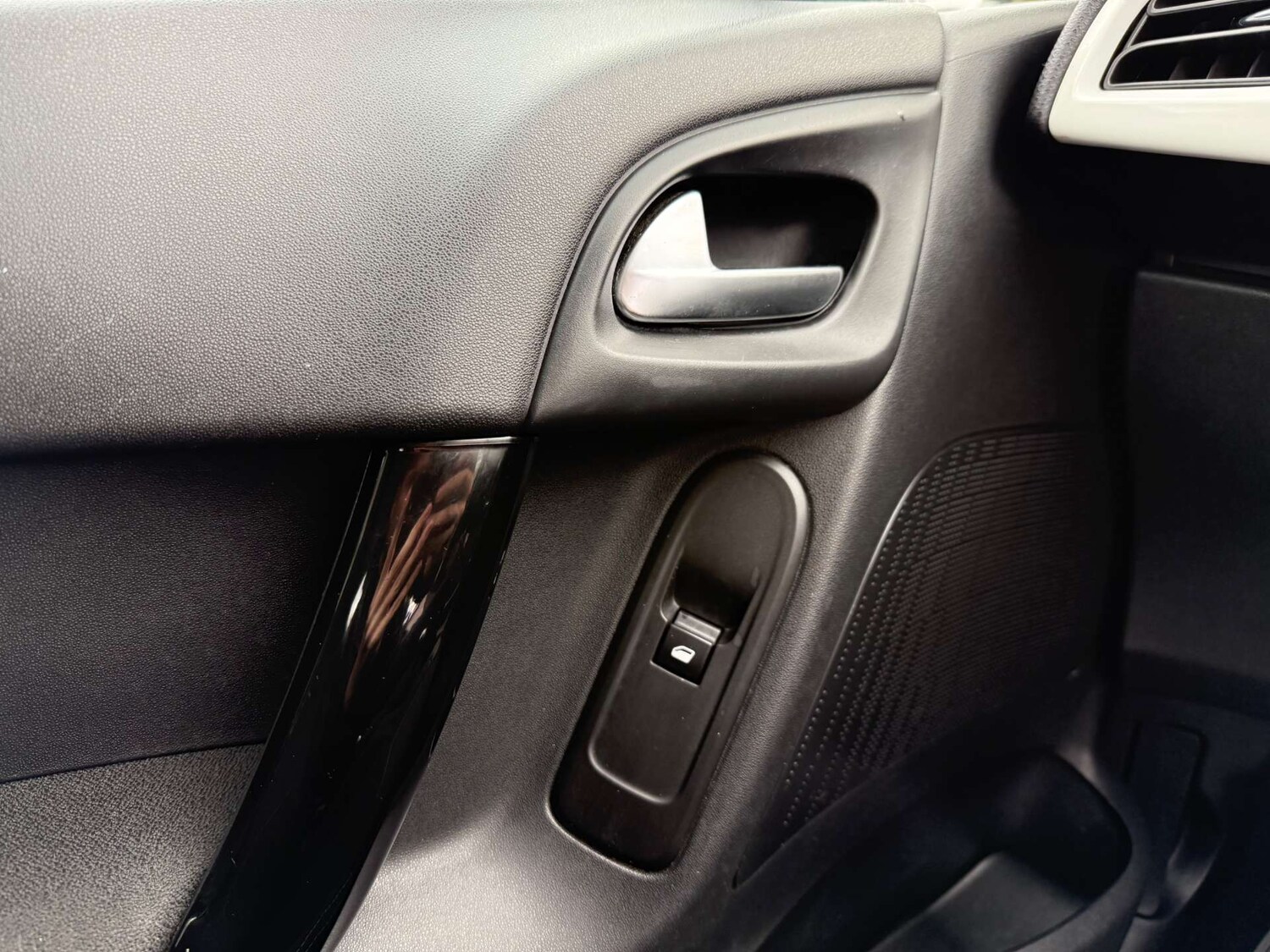 Used Citroen C3 2013 for sale - 77715623: Photo 47