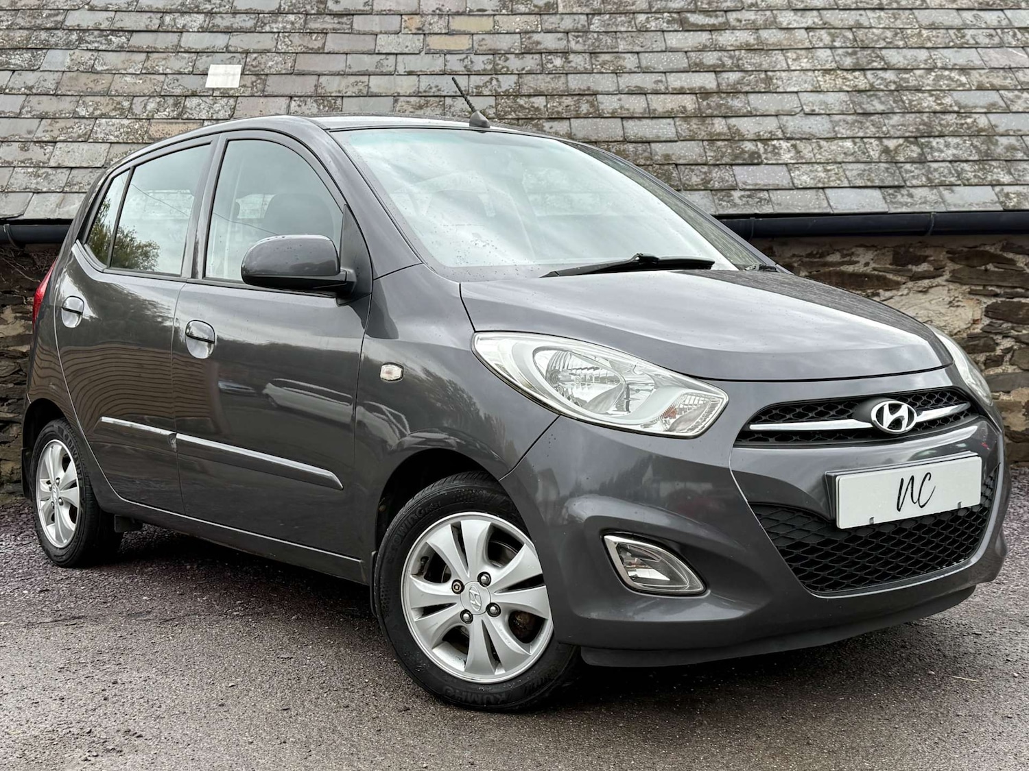 Used Hyundai i10 2011 for sale - 76478917: Photo 1