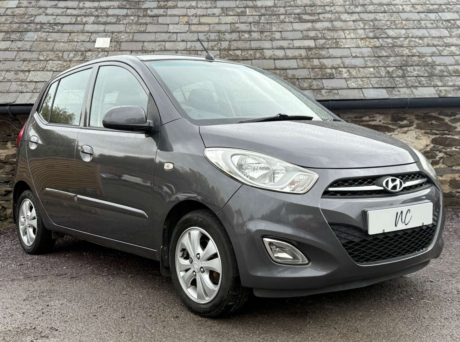 Used Hyundai i10 2011 for sale - 76478917: Photo 3