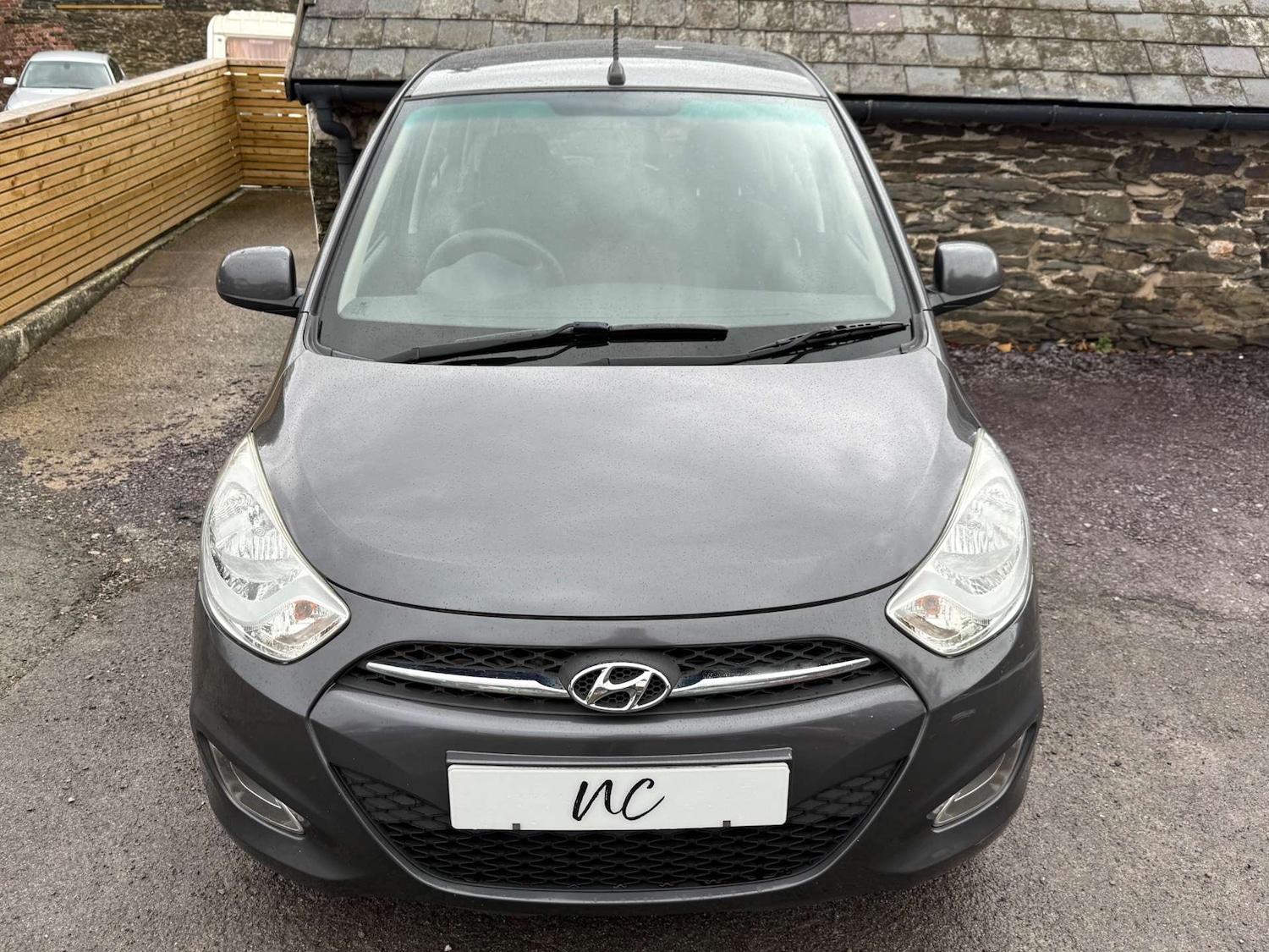 Used Hyundai i10 2011 for sale - 76478917: Photo 4