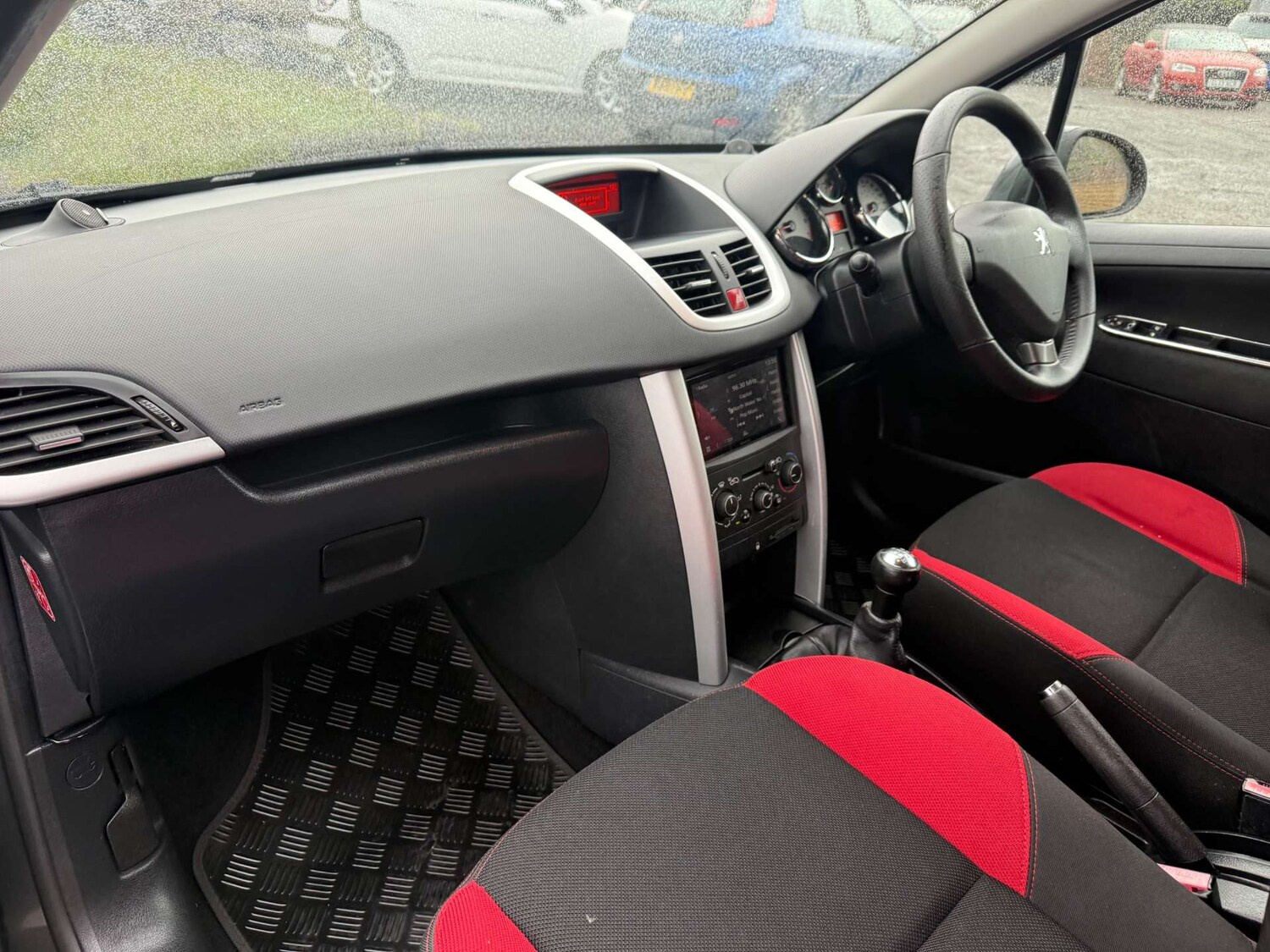 Used Peugeot 207 2012 for sale - 76882889: Photo 17