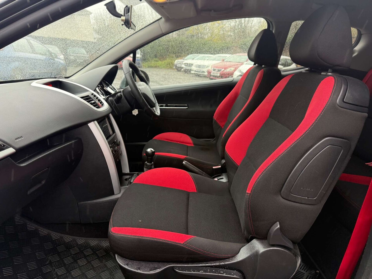 Used Peugeot 207 2012 for sale - 76882889: Photo 19