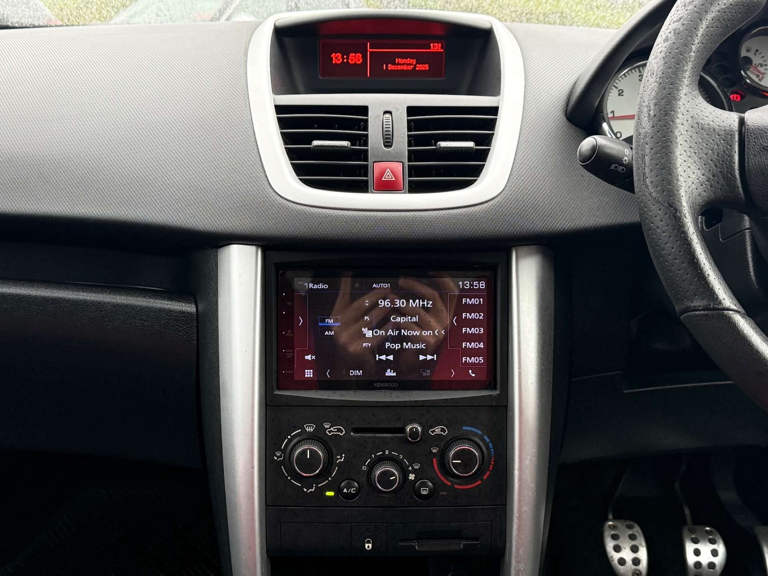 Used Peugeot 207 2012 for sale - 76882889: Photo 31