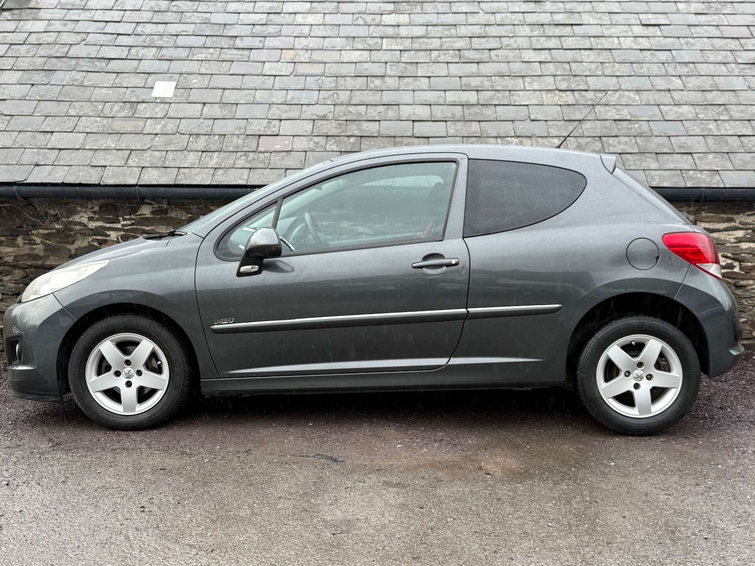 Used Peugeot 207 2012 for sale - 76882889: Photo 7