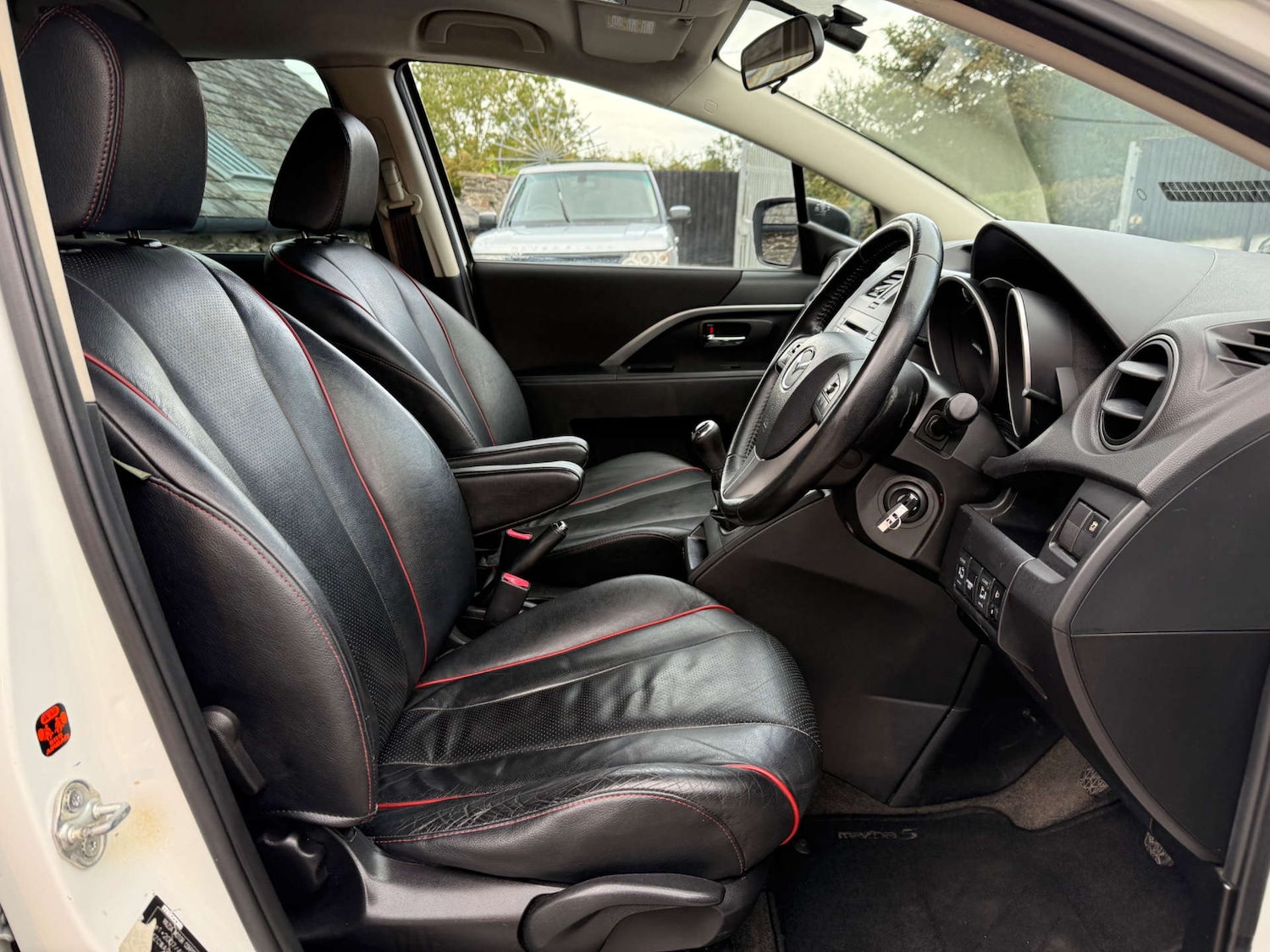 Used Mazda Mazda5 2011 for sale - 76878094: Photo 17