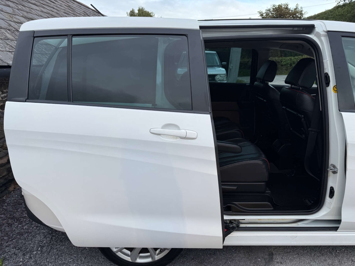 Used Mazda Mazda5 2011 for sale - 76878094: Photo 19