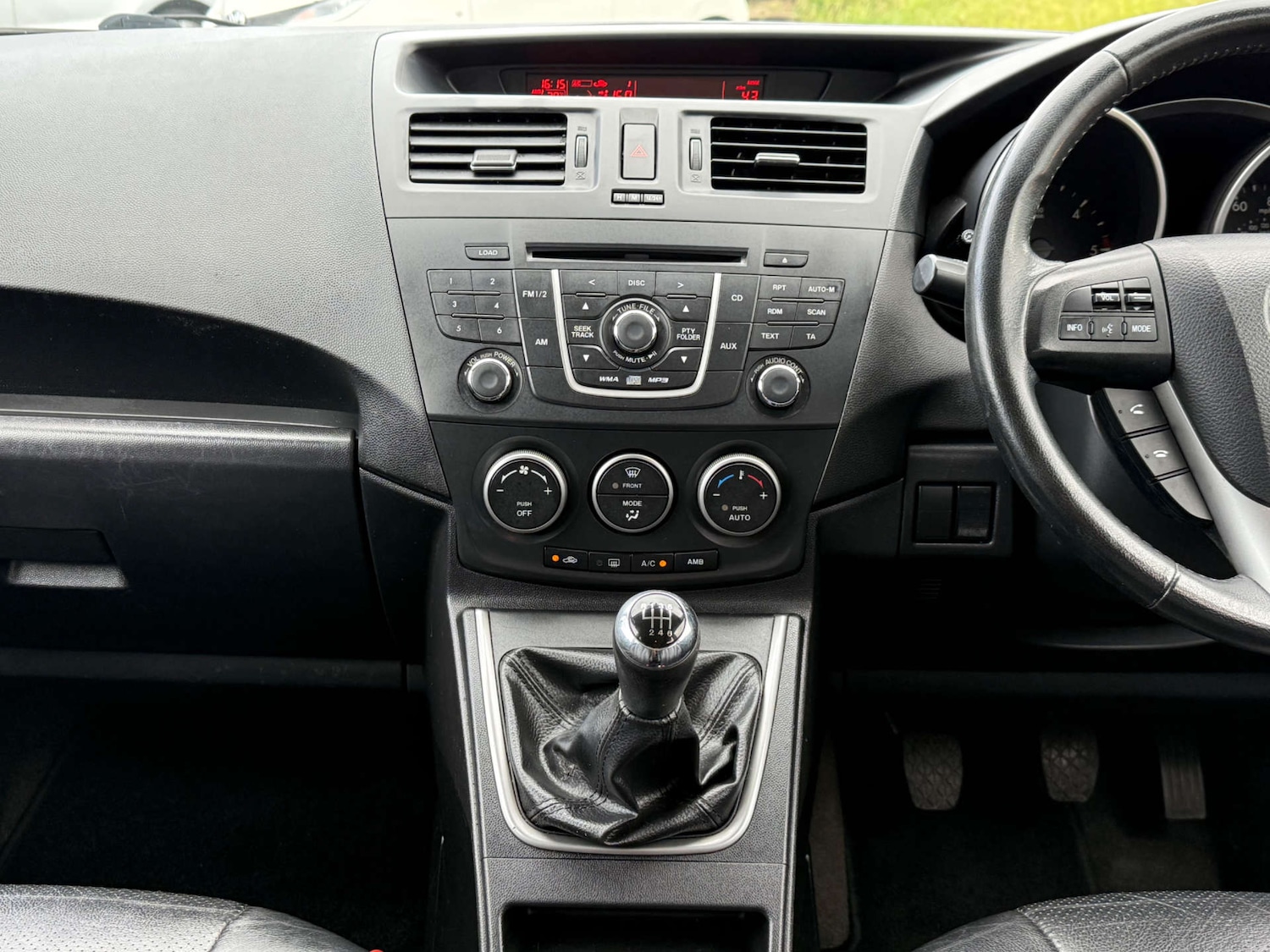 Used Mazda Mazda5 2011 for sale - 76878094: Photo 42