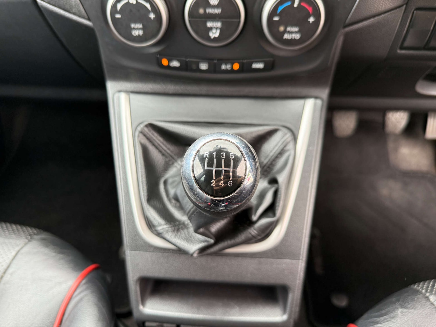 Used Mazda Mazda5 2011 for sale - 76878094: Photo 53