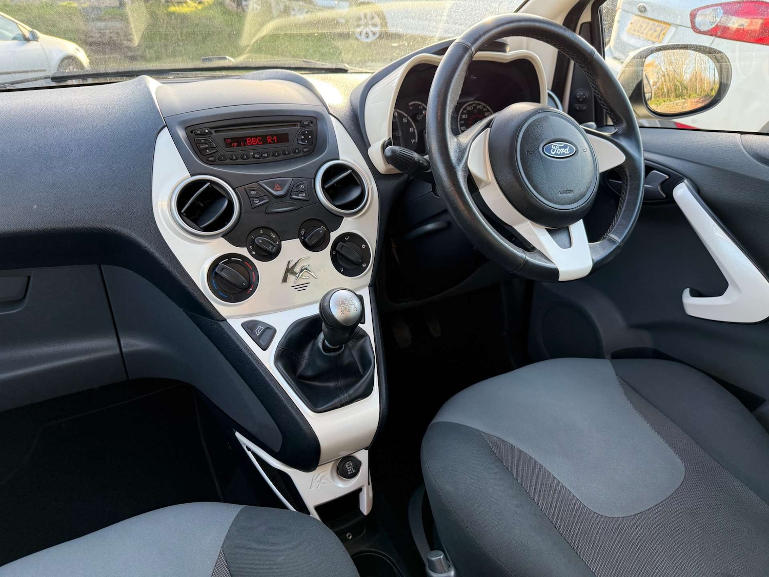 Used Ford Ka 2014 for sale - 76882891: Photo 25