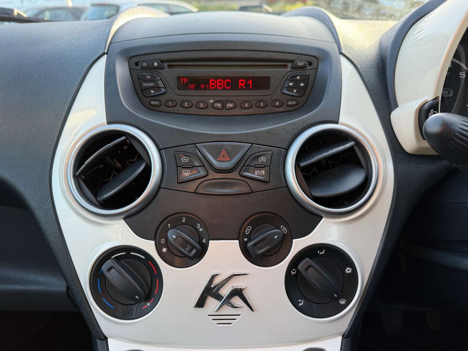 Used Ford Ka 2014 for sale - 76882891: Photo 32