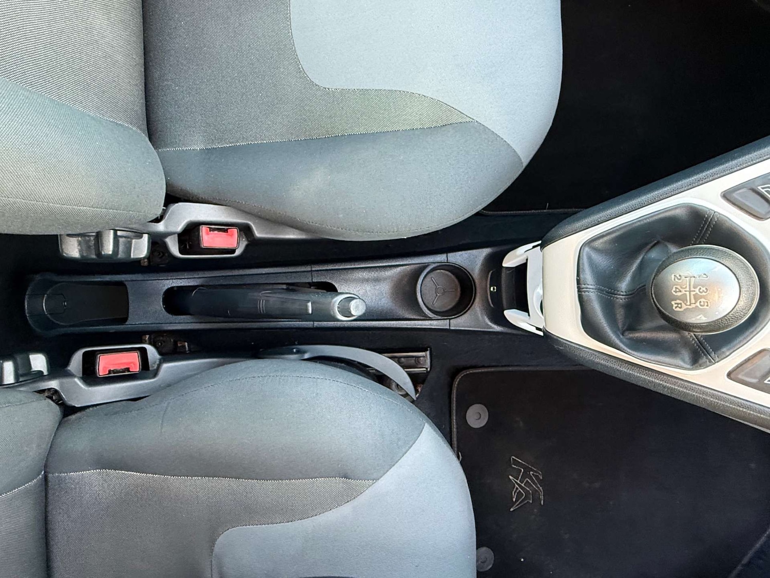 Used Ford Ka 2014 for sale - 76882891: Photo 37