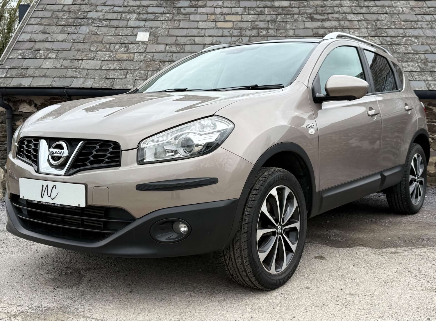 Used Nissan Qashqai 2012 for sale - 78068072: Photo 2