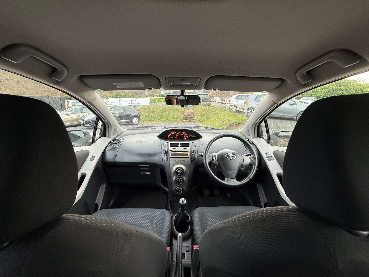 Used Toyota Yaris 2010 for sale - 76905260: Photo 23